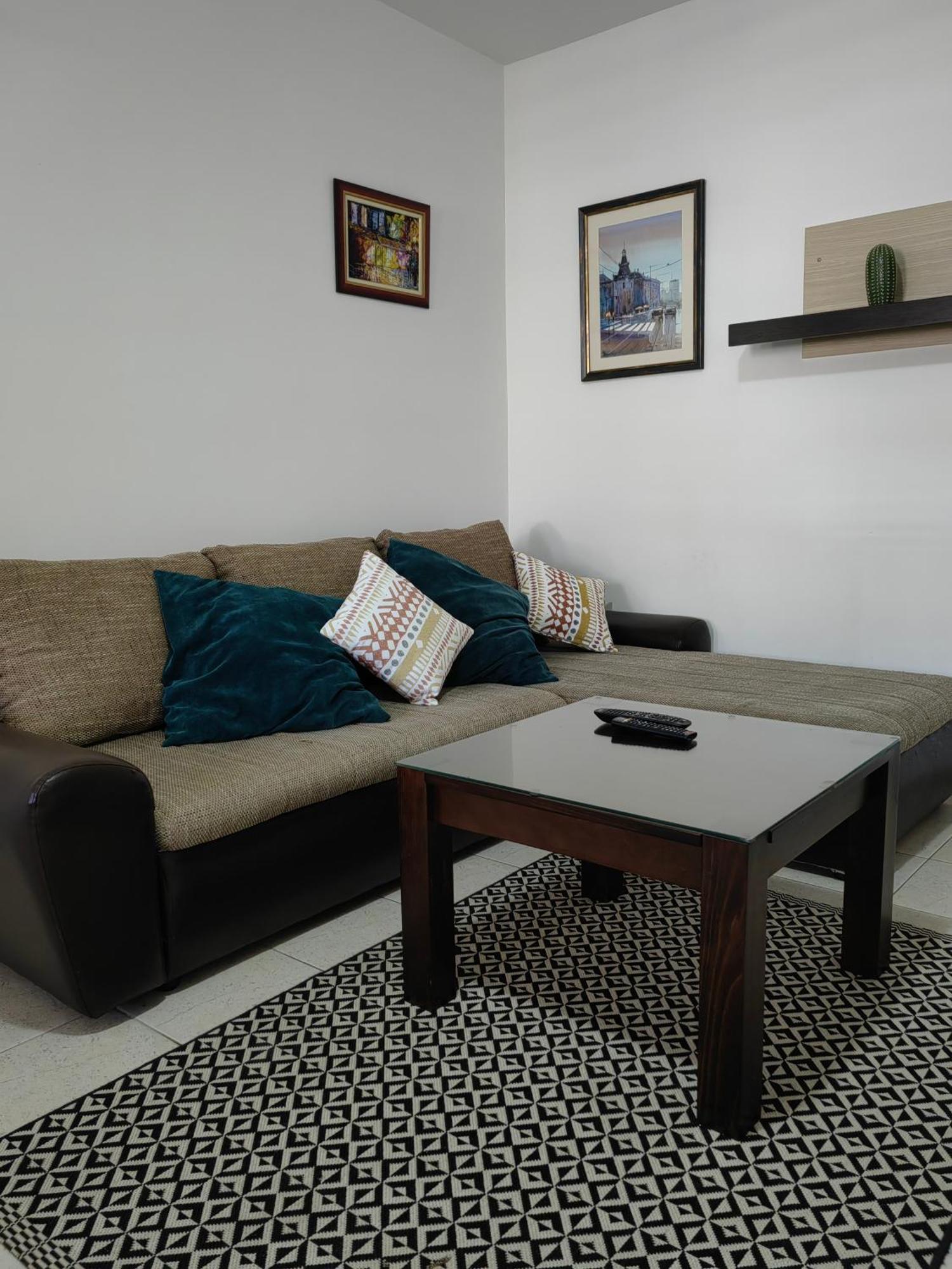 Orient Apartman Sremska Kamenica ภายนอก รูปภาพ